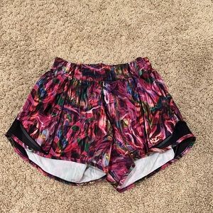 lululemon hotty hots size 2(tall)